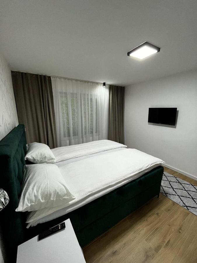 Apartman Kosuta Lux Garden Т'єнтіште Екстер'єр фото